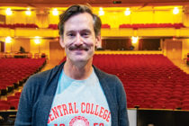 Rob Lindley ’95 wasn’t a standout on the Central College stage. That may be one reason he’s so successful—and so generous-spirited—now.