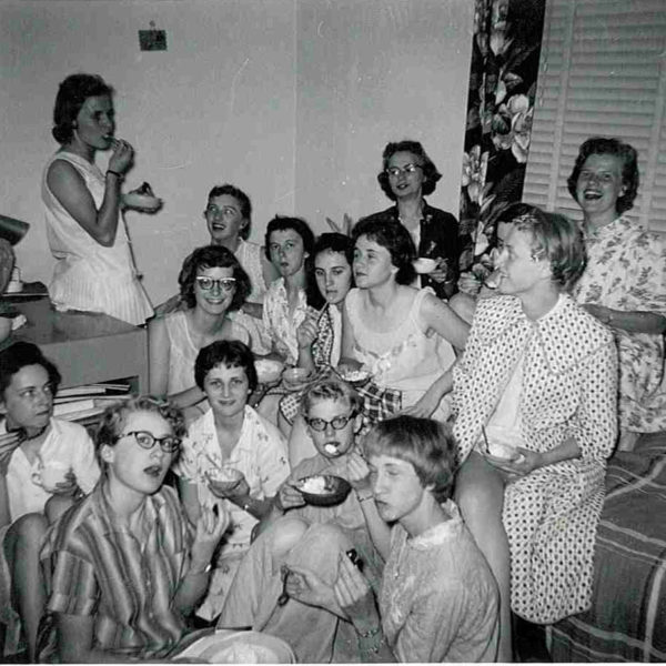 Virginia (Ginny) Weeks Wassink ’61 photographed the 1957-1961 graduates in Graham Hall.