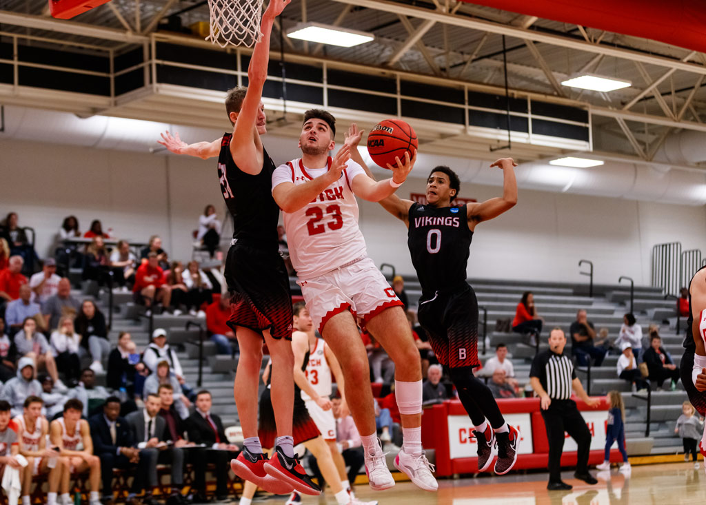 Because the men’s basketball season runs through the winter, Caden Mauck ’21 had to return for both the fall and spring semester of his fifth year to regain the season that was compromised by the global pandemic. Mauck became the 31st player in Central history to top the 1,000-point mark for his career.